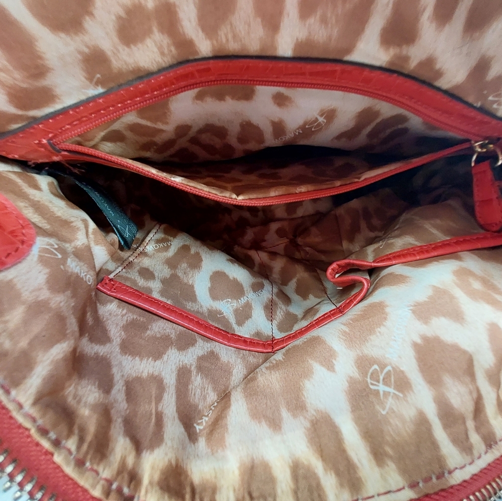 Makowsky Leather Handbag - Crocodile Embossed - Never Used - Color Salmon - Picture 5 of 7
